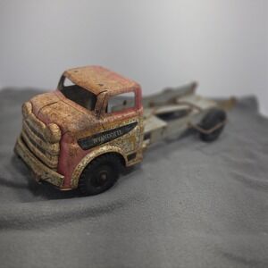 Vintage Wyandotte Pressed Steel Dump Truck Red Cab Missing The Bed 40s–50s